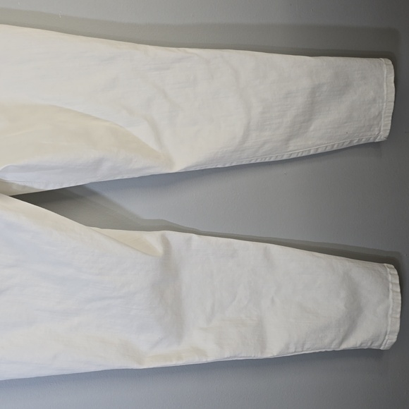 Jessica Simpson Jeans Women's Size 12 White Rolled crop Skinny White Jeans - Picture 9 of 11